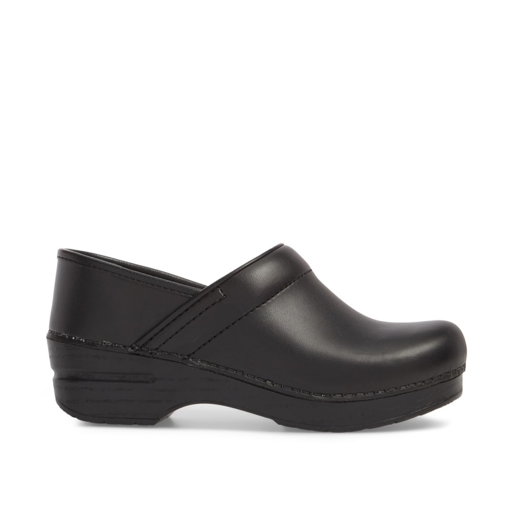 Brand new dansko shoes